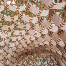 Panneau Contreplaqué Extérieur Peuplier Elégance Globulus - découper une pièce image en situation